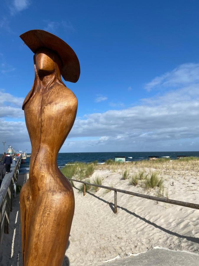 Freistehendes Einfamilienhaus Mit Boddenblick Naehe Ostsee Fuhlendorf  ภายนอก รูปภาพ